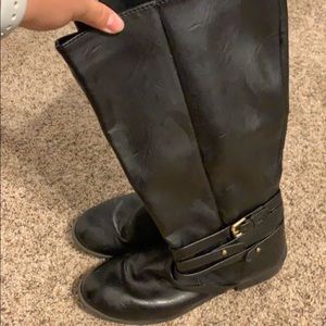 Black riding boots